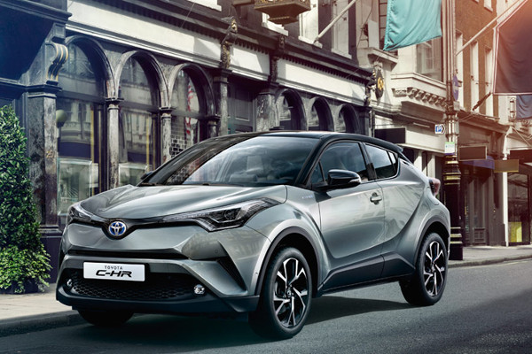 TOYOTA C-HR 1.8 Hybrid DYNAMIC +HV